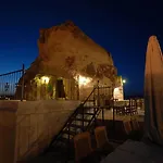 Arif Cave Hotel