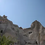 Hotel Arif Cave