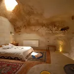 Arif Cave Hotel