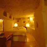 Arif Cave Hotel 2*