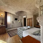 Arif Cave Hotel