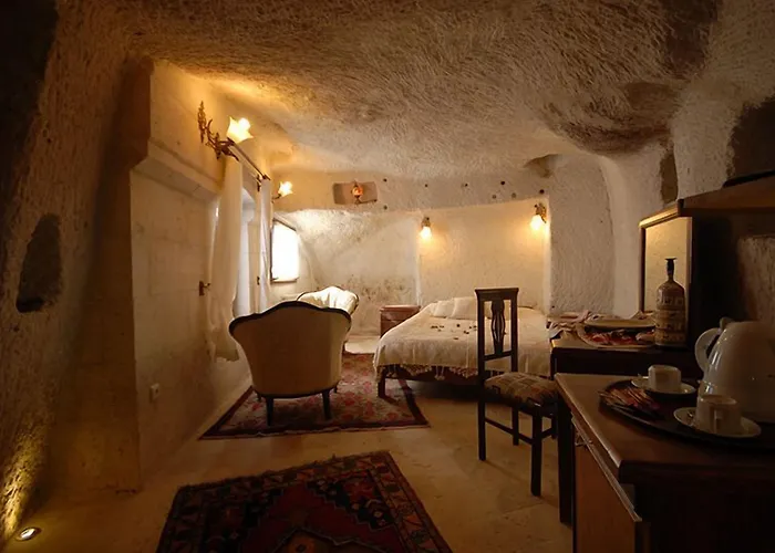 Hotel Arif Cave 2*